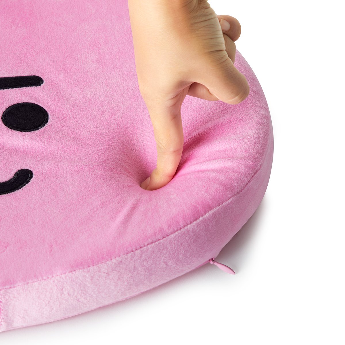 BT21 COOKY Face Sitting Cushion – HALLYUMODE