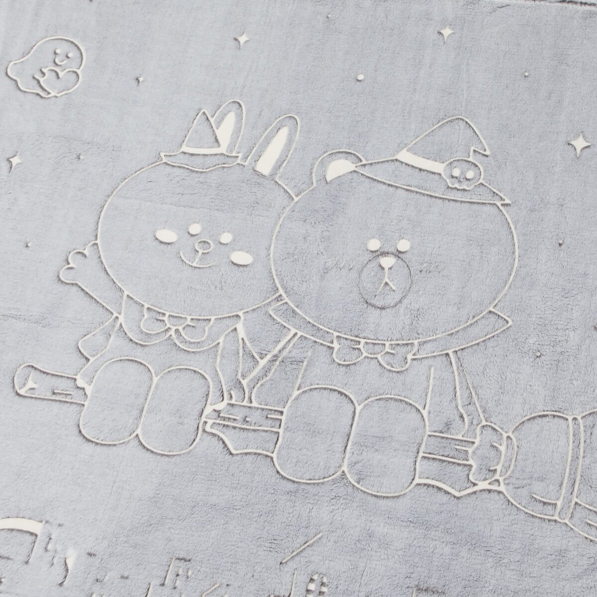 BROWN & FRIENDS Halloween Luminous Blanket
